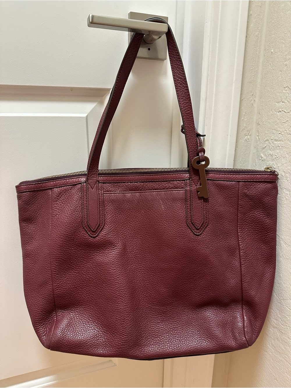 Fossil Sydney Burgundy Pebbled Leather Tote - Picture 3 of 8